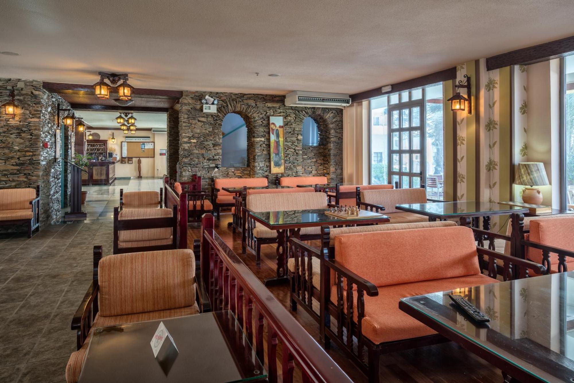 Lefkoniko Beach & Icarus Suite Apts 罗希姆诺 外观 照片